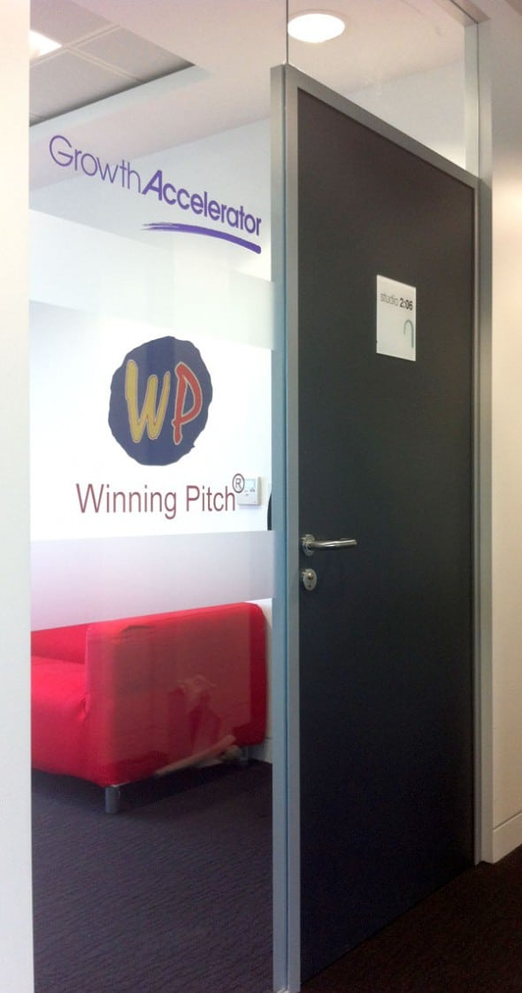 winning-pitch-window-graphi