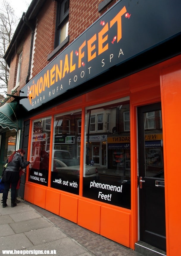Finomenal Feet – Illuminated signs